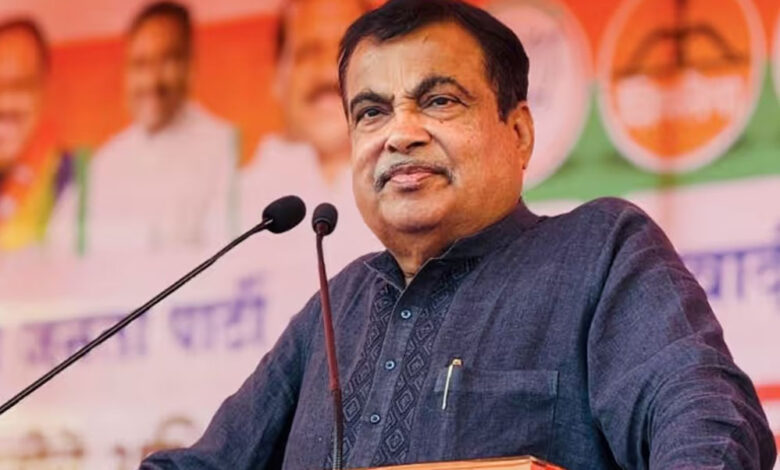 केंद्र सरकार रोड एक्सीडेंट में घायल को अस्पताल पहुंचाने वाले को इनाम राशि बढ़ाकर 25,000 रुपये करेगी