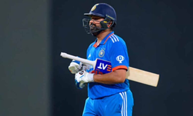 रोहित शर्मा ने 23 जनवरी से मुंबई के एमसीए-बीकेसी मैदान पर जम्मू-कश्मीर के खिलाफ होने वाले रणजी ट्रॉफी मैच में खेलेंगे