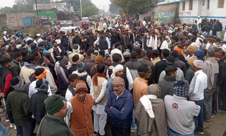 दतिया में अनुभाग के बड़ौनी कन्या माध्यमिक विद्यालय के प्रधानाध्यापक संतोष तिवारी की हार्ट अटैक के कारण मौत