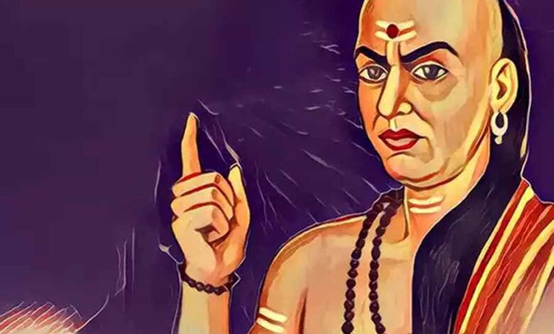 बुद्धिमान लोगों की कुछ आदतें जो उन्हे बनती है अलग