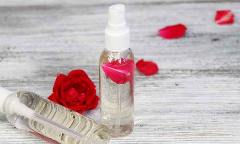 ऐसे करें असली और नकली गुलाब जल की पहचान, नहीं तो त्वचा को होगा नुकसान