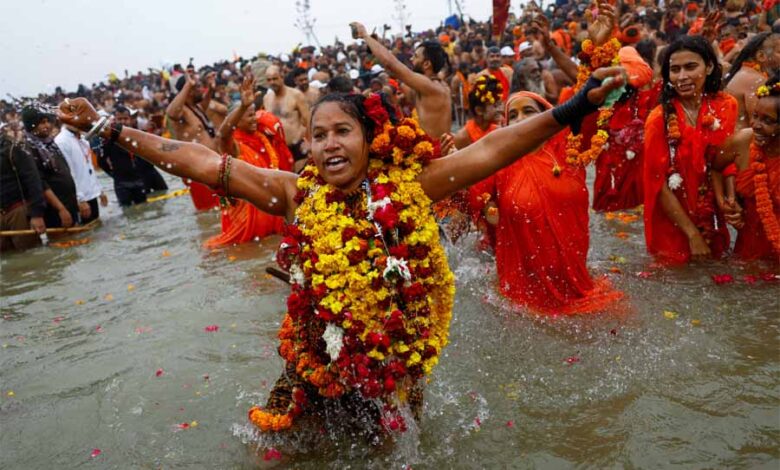 महाकुंभ में स्नान करती महिलाओं के बनाकर डार्क वेब पर बेचाने वाले दो आरोपी पुलिस गिरफ्त में