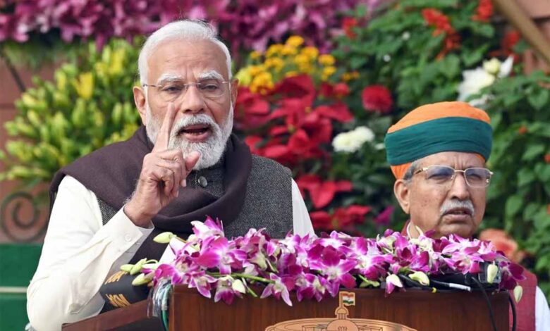 पीएम मोदी अपने भाषणों में अकसर 4 जातियों का जिक्र करते रहे हैं, बजट में हुई बम-बम, सीतारमण ने खोल दिया खजाना