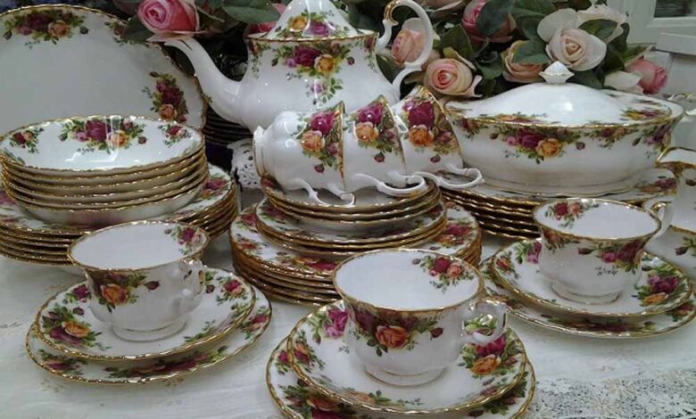 वास्तु शास्त्र के अनुसार घर में रखी क्रॉकरी कर सकती है आपको आबाद