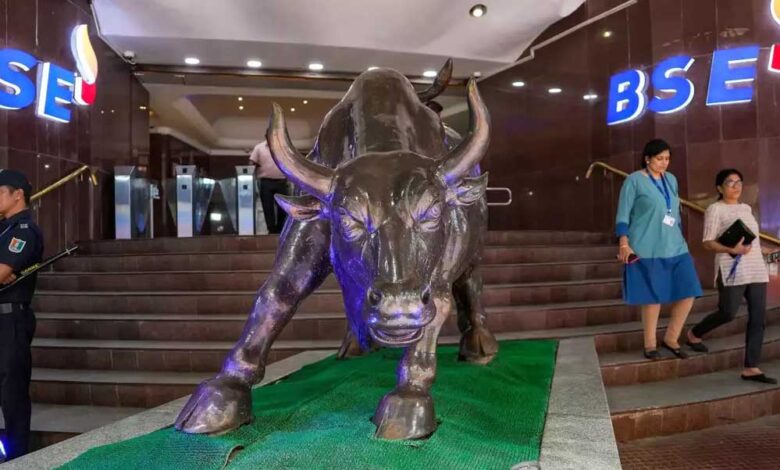 डोनाल्ड ट्रंप की धमकी बेअसर, शेयर बाजार ने खुलते ही लगाई छलांग