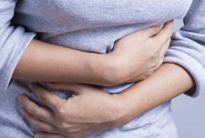 पेट के ऊपरी हिस्से में होता है दर्द तो यह है गंभीर बीमारी का संकेत!
