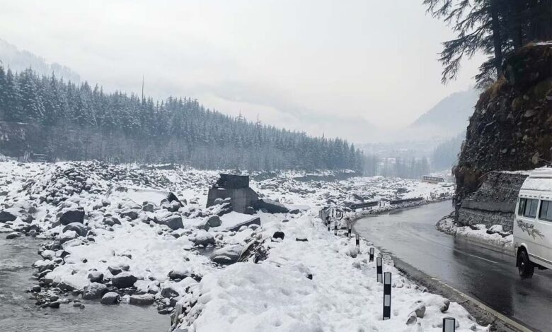 पश्चिमी विक्षोभ की वजह से उत्तर भारत का मौसम एक बार फिर करवट लेने वाला है, जम्मू से यूपी तक होली में भी बरसेंगे बादल!