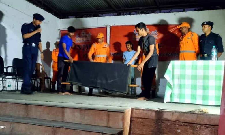 आपदा प्रबंधन पर जनजातीय छात्रावास में एक दिवसीय कार्यशाला