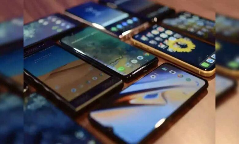 नया स्मार्टफोन खरीदने की कर रहे हैं प्लानिंग, कितनी होनी चाहिए रैम और स्टोरेज?