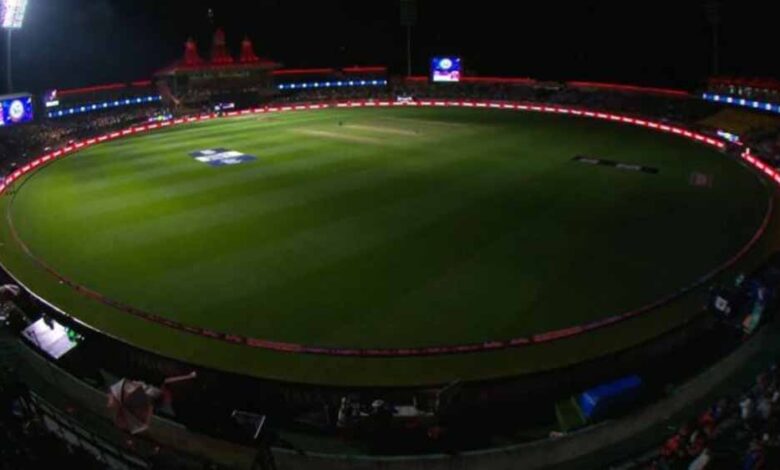 भारत-पाकिस्तान तनाव के बीच धर्मशाला में रोका गया पंजाब-दिल्ली का मैच