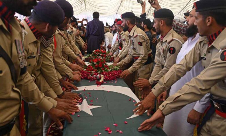 भारत ने हमला भले ही पाकिस्तान में आतंकवादियों पर किया हो, लेकिन मातम पड़ोसी मुल्क की सेना मना रही है