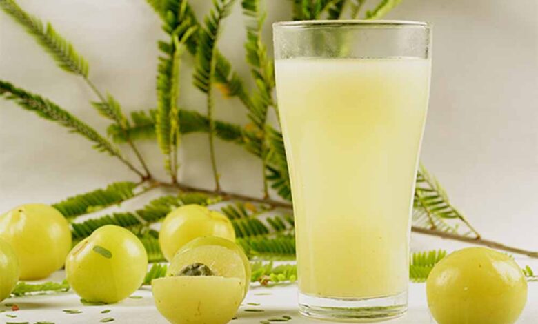 आंवले का एक गिलास जूस पीने से होते हैं अनगिनत फायदे – Khabar Jagat