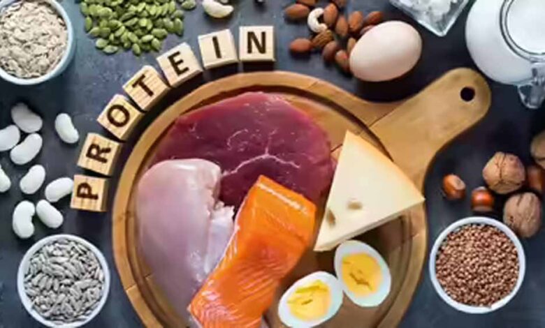 हाई प्रोटीन डाइट बना रही है युवाओं को बीमार? जानें डॉक्टरों की राय