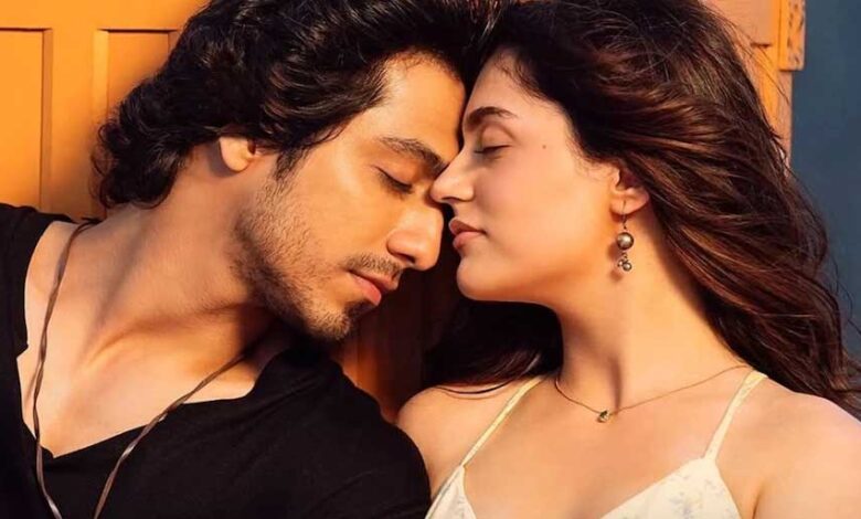 सेंसर बोर्ड ने अहान पांडे के इंटीमेट सीन पर चलाई कैंची, 2 दिन बाद रिलीज हो रही है ‘सैयारा’