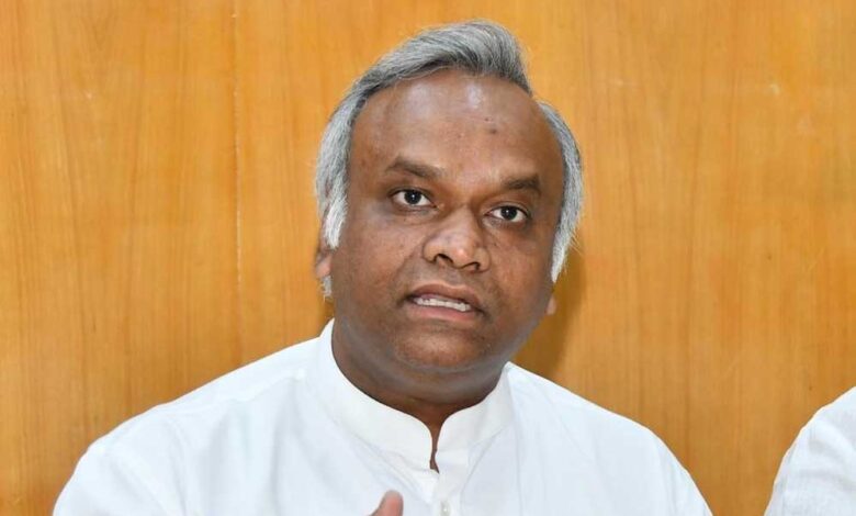 ‘अगर केंद्र की सत्ता में आए तो संघ को करेंगे बैन…’, कांग्रेस अध्यक्ष मल्लिकार्जुन खड़गे के बेटे का ऐलान