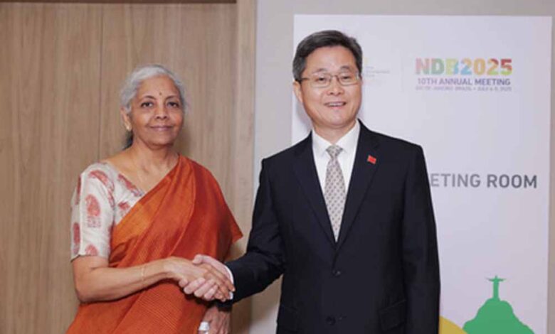 ब्रिक्स बैठक में वित्त मंत्री निर्मला सीतारमण ने उठाए द्विपक्षीय मुद्दे, वित्त मंत्रियों से की अहम चर्चा