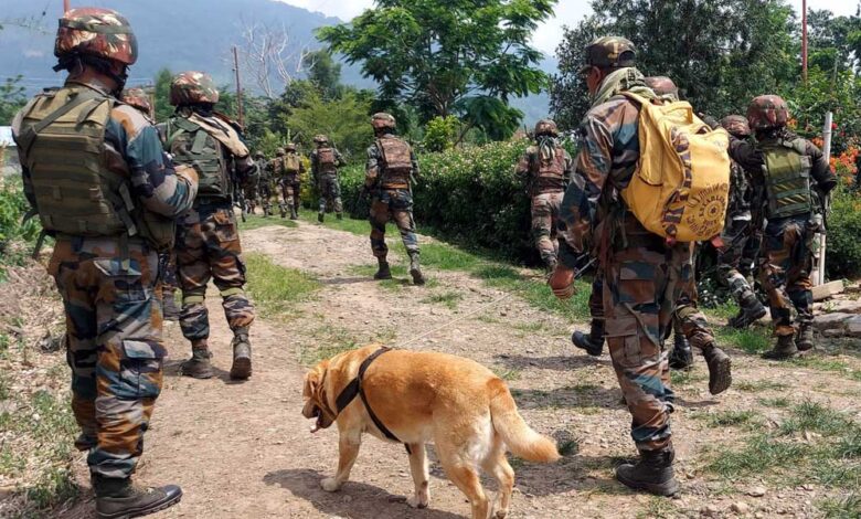 2 जवान शहीद, 1 आतंकी मारा गया, 9 दिनों से चल रही भीषण मुठभेड़ – Khabar Jagat