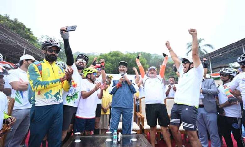 मंत्री सारंग के नेतृत्व में निकली 5 किमी लंबी फिट इंडिया साइकिल रैली