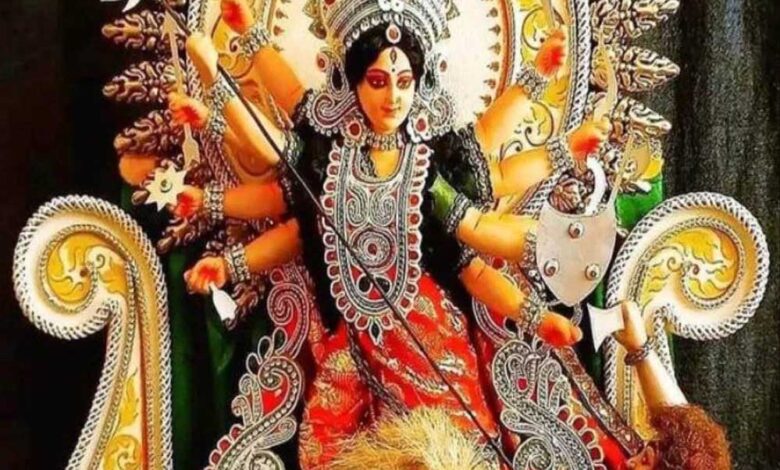 नवरात्रि में अपनाएं ये जरूरी नियम, मां दुर्गा की कृपा बरसेगी आप पर