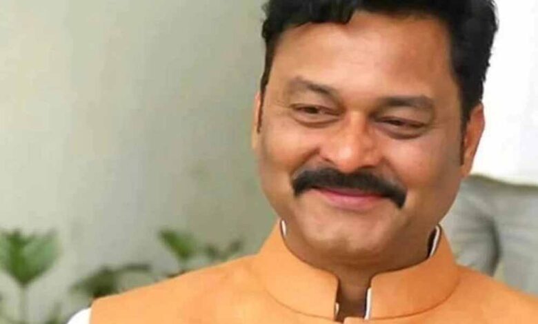 विधायक संजय पाठक केस से वकील ने खुद को किया अलग, अंशुमान सिंह ने लिखा- ‘मैं यह केस छोड़ रहा हूं’