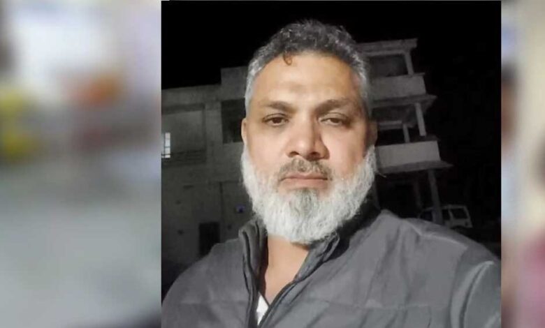 पार्षद अनवर डकैत पर एक और मामला दर्ज, महिला का प्लॉट हड़प कर बेचा