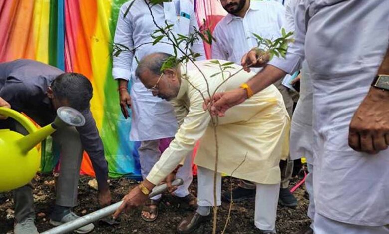 सेवा पखवाड़ा का उद्देश्य स्वच्छता, सेवा और सामुदायिक उत्तरदायित्व को प्रोत्साहित करना : मंत्री कुशवाहा