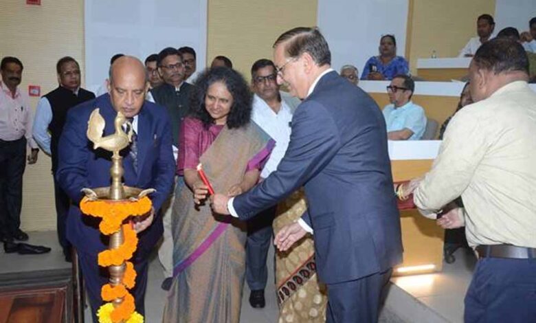 लोकायुक्त सिंह – Khabar Jagat