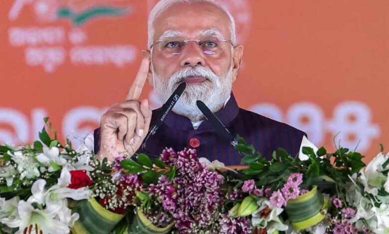 PM मोदी के ट्वीट पर पाकिस्तानी मंत्री भड़के, मोहसिन नकवी और ख्वाजा आसिफ ने जताई नाराजगी