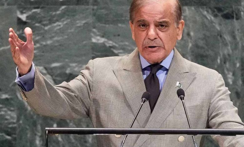 डोनाल्ड ट्रंप ने आर्थिक बर्बादी रोकी, शहबाज ने बताया नोबेल नामांकन का कारण