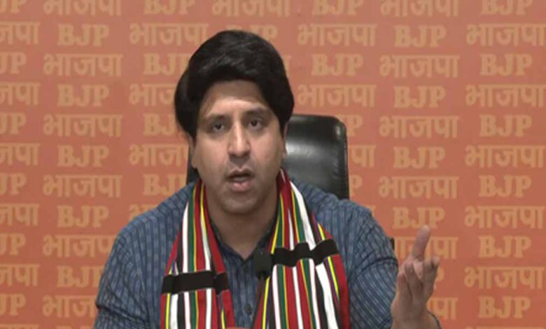 कांग्रेस परिवारवाद को संविधान से ऊपर रखती है! – Khabar Jagat