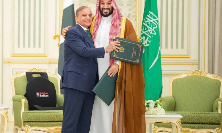 पाकिस्तान को मिल रहा सस्ता कर्ज, कम ब्याज पर राहत – Khabar Jagat