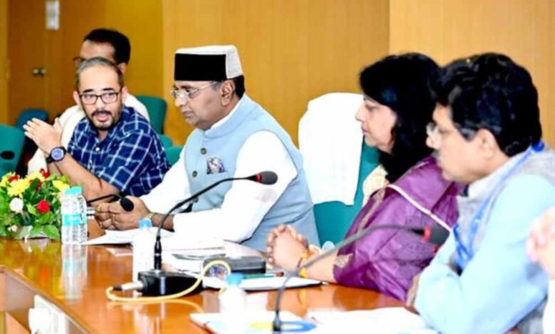 मंत्री विश्वास कैलाश सारंग ने की मध्यप्रदेश राज्य सहकारी बैंक की समीक्षा