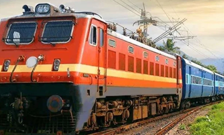 भोपाल-बिलासपुर-भोपाल ट्रेन का तीन स्टेशनों पर ठहराव