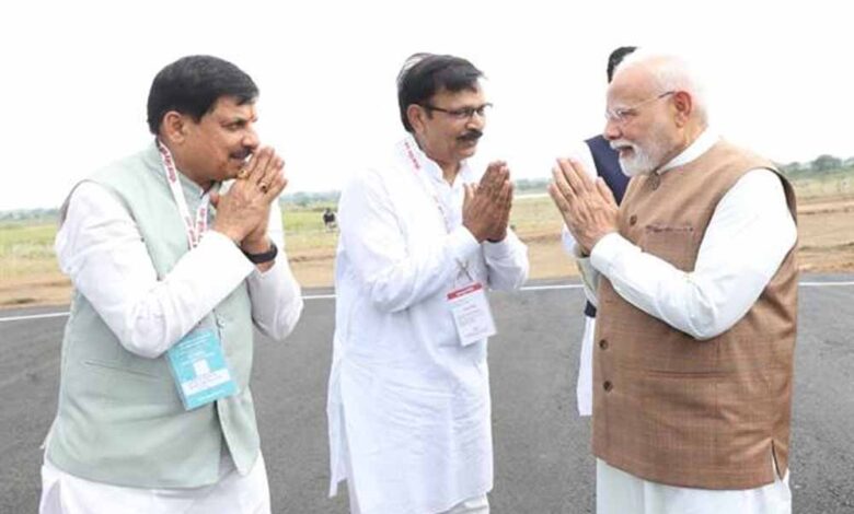 प्रधानमंत्री मोदी को दी गई भावभीनी विदाई – Khabar Jagat