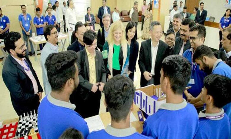 एडीबी प्रतिनिधिमंडल ने देखा संत शिरोमणि रविदास ग्लोबल स्किल्स पार्क का उत्कृष्ट कौशल विकास मॉडल