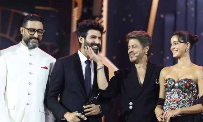 कार्तिक, अभिषेक को सर्वश्रेष्ठ अभिनेता, आलिया भट्ट को मिला सर्वश्रेष्ठ अभिनेत्री का फिल्मफेयर अवॉर्ड