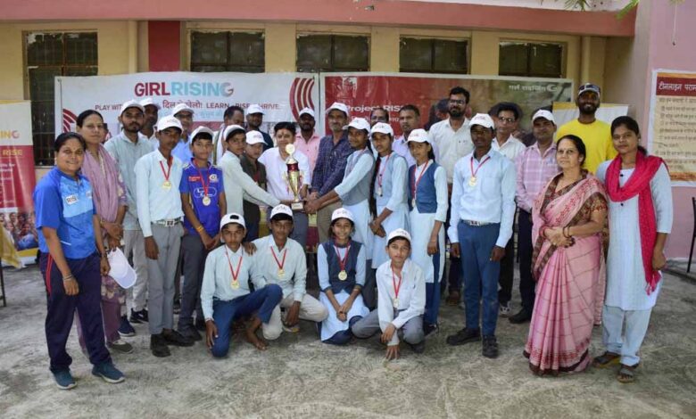 अंतरराष्ट्रीय बालिका दिवस के अवसर पर स्कूलों में लड़के-लड़कियों के संयुक्त क्रिकेट मैच का आयोजन – Khabar Jagat