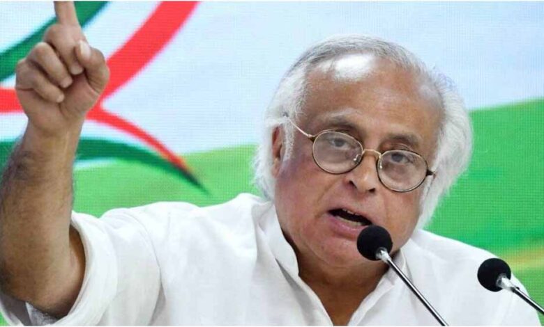 चुनाव आयोग में हिम्मत नहीं, बिहार एसआईआर को लेकर कांग्रेस का गुस्सा फूटा