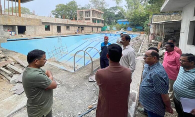 नेहरू पार्क स्विमिंग पूल का जीर्णोद्धार छह महीने से लेट, 4 करोड़ का प्रोजेक्ट अक्टूबर तक अधूरा