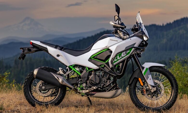 नई Kawasaki KLE500 ग्लोबल मार्केट में लॉन्च, स्टैंडर्ड और SE वेरिएंट के साथ डिजाइन और फीचर्स की जानकारी