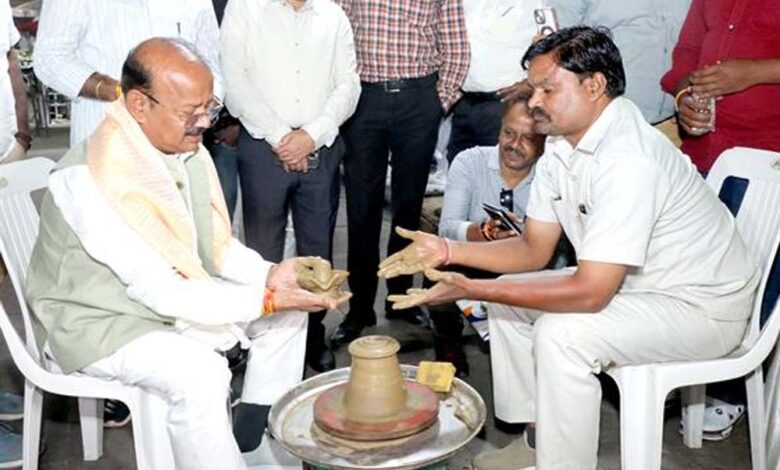 राज्यमंत्री जायसवाल – Khabar Jagat