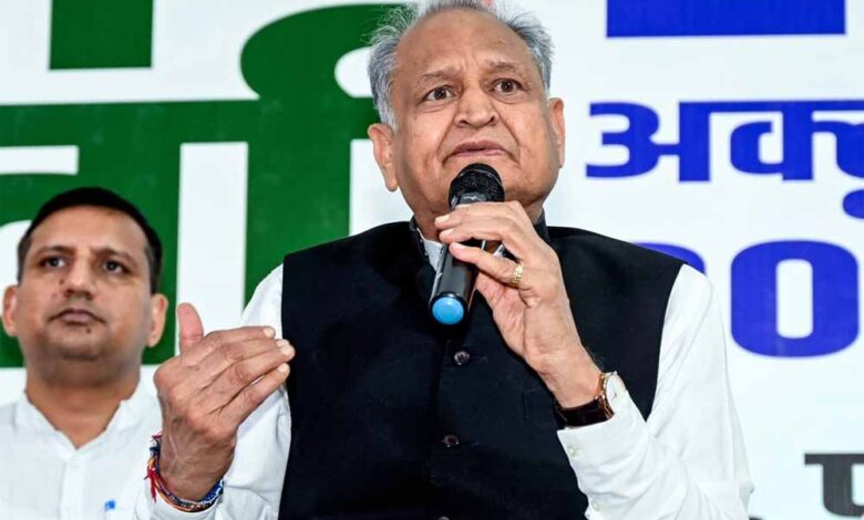 26 सेकेंड में जारी हुआ NDA का घोषणापत्र, कांग्रेस बोली- झूठ का पुलिंदा!