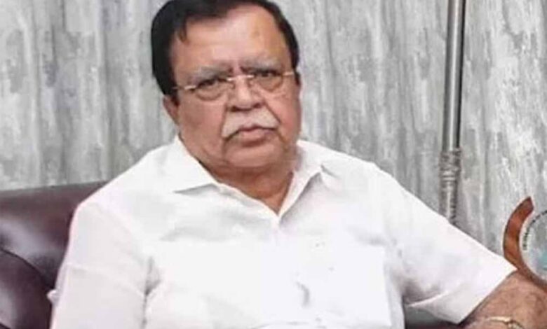 क्या नमाज पढ़ने के लिए अब लेनी होगी अनुमति? कांग्रेस MLA का अपनी ही सरकार से तीखा सवाल