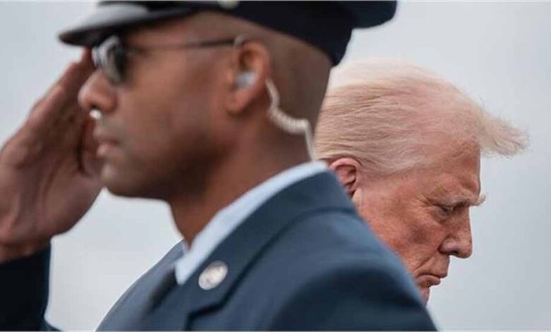 डोनाल्ड ट्रंप ने अमेरिका के सबसे बड़े दुश्मन के खिलाफ किया सशस्त्र युद्ध का ऐलान, गोपनीय दस्तावेज़ में हुआ खुलासा