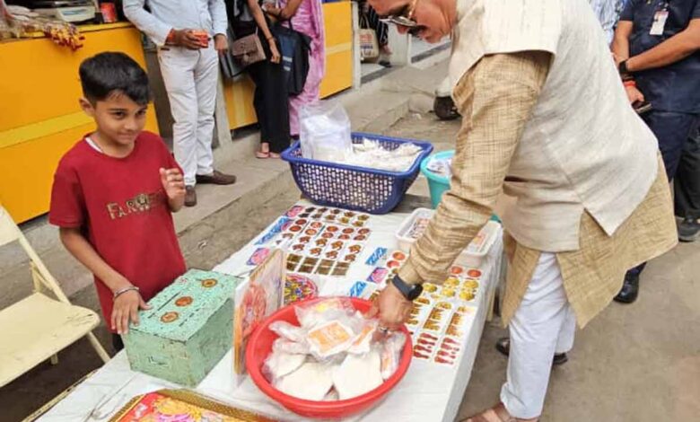 सारंगपुर में राज्य मंत्री गौतम टेटवाल ने दिया वोकल फॉर लोकल का संदेश – Khabar Jagat