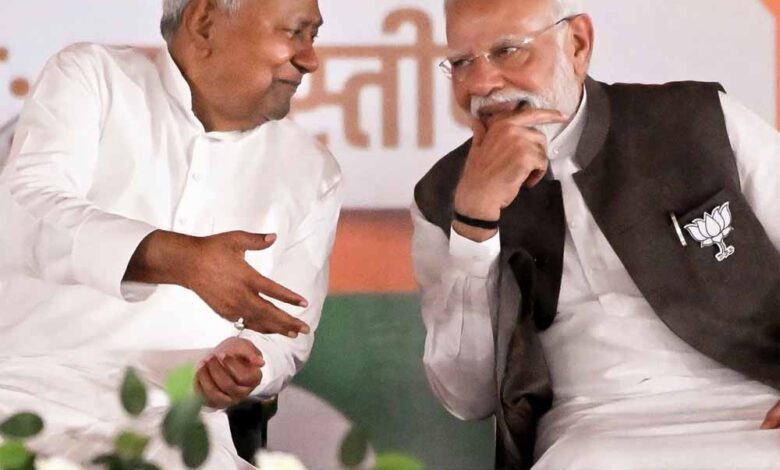 तेजस्वी को ‘फेस’ बनाओ, नीतीश को शिंदे मत बनाओः RJD का NDA पर पलटवार