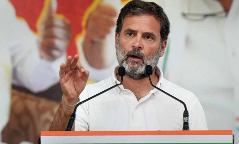 कहा– वोट के लिए कुछ भी कर सकते हैं पीएम मोदी, दो हिन्दुस्तान बना रहे हैं – Khabar Jagat