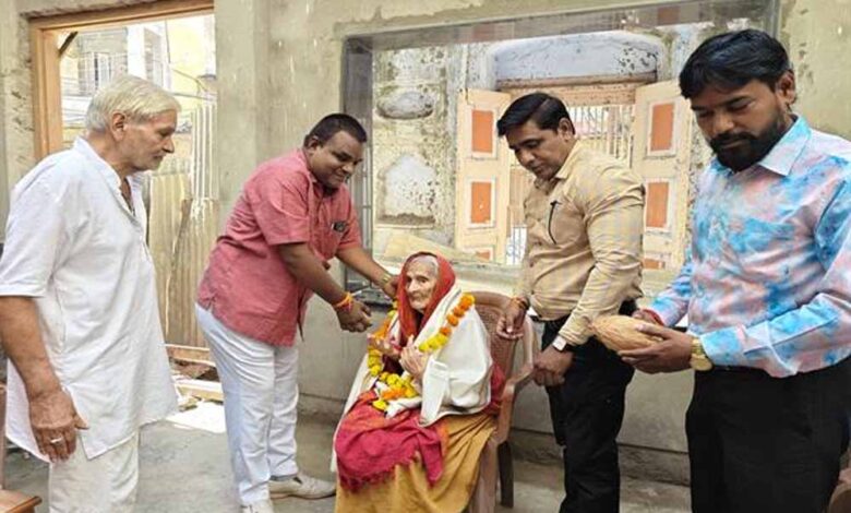 अंतर्राष्ट्रीय वृद्धजन दिवस पर प्रदेश में हुए सम्मान समारोह