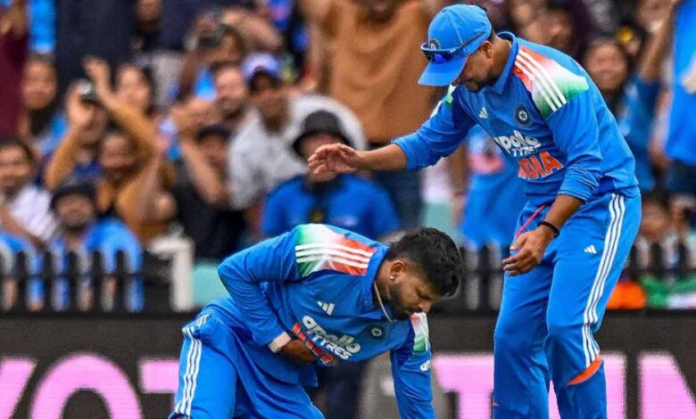 सूर्यकुमार यादव का हेल्थ अपडेटः फोन पर बात कर रहे अय्यर, फैंस ने ली राहत की सांस