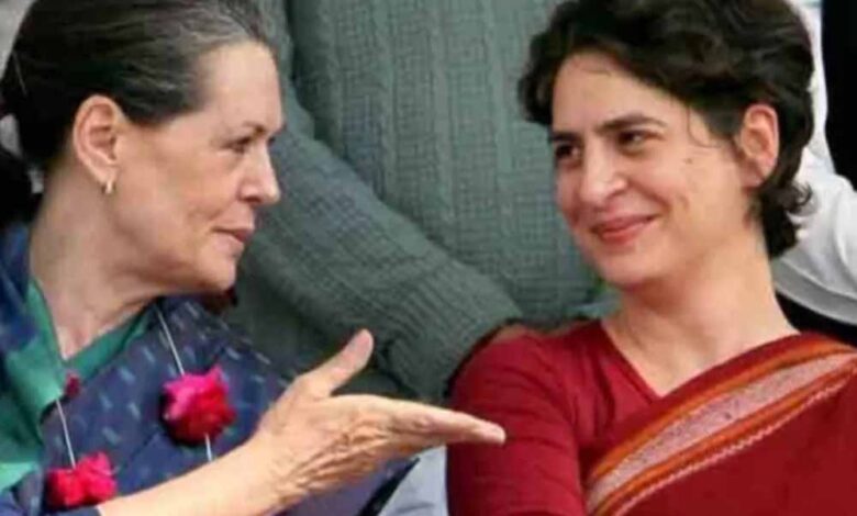 सोनिया-प्रियंका गांधी 2 दिवसीय दौरे पर, रजनी पाटिल ने केंद्र पर साधा निशाना – Khabar Jagat